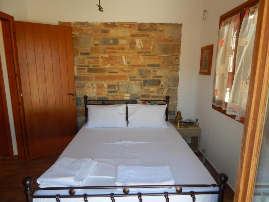 Armonia Studios, Apartments & Villa Mikrí Vígla Szoba fotó